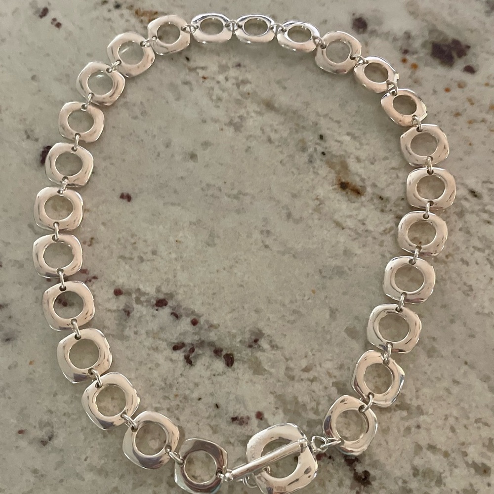 Tiffany and Co. Sterling Silver Cushion Link Necklace EUC
